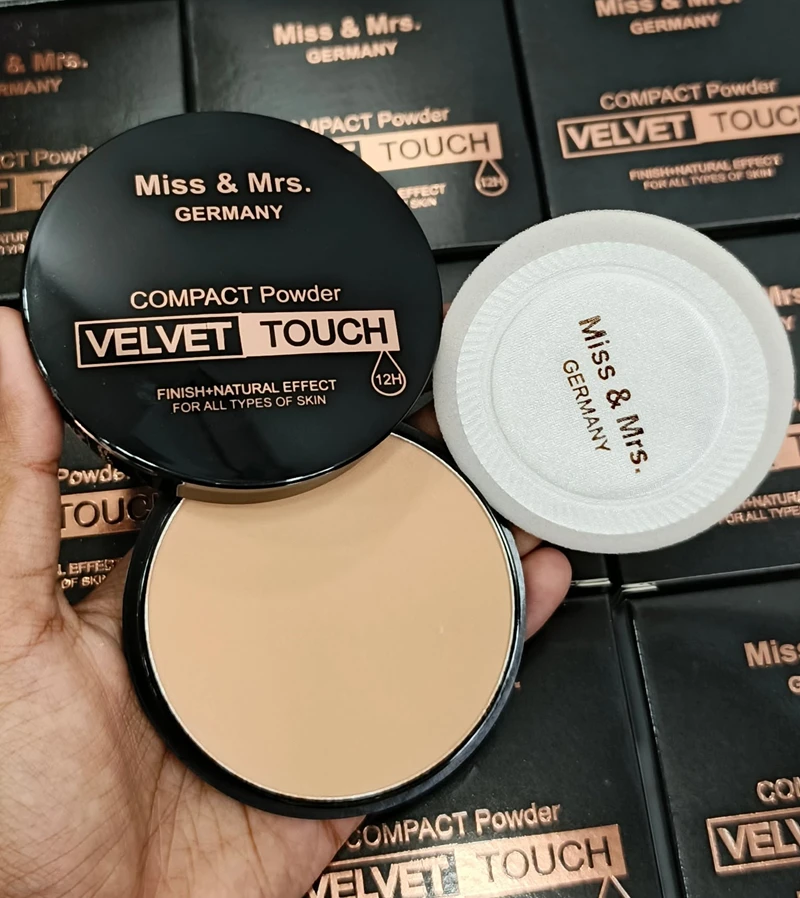 Miss & Mrs Compact powder-Velvet Touch 12g - 2