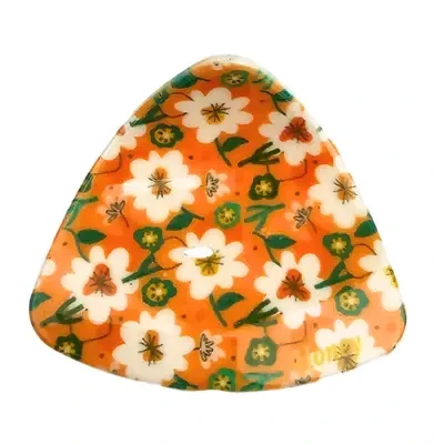 Triangle Shape Floral Print Small Punch Clip - Orange